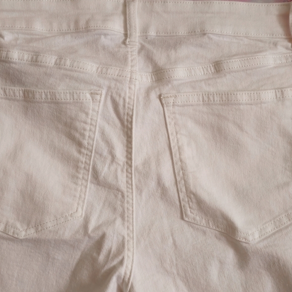H&M White Slim Mom High Ankle Jeans Size 14 - Picture 4 of 4